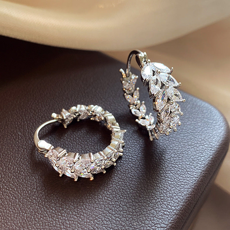 Full Diamond Wheat Ear Ring Gentle Ear Clip