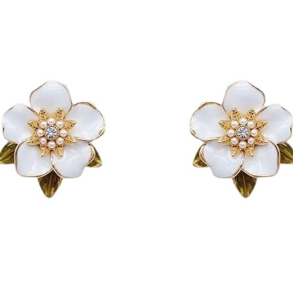 Camellia Retro Three-dimensional Flower Earrings
